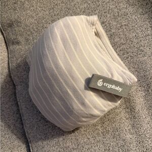 Ergobaby Aura Wrap - Gray and White Stripe